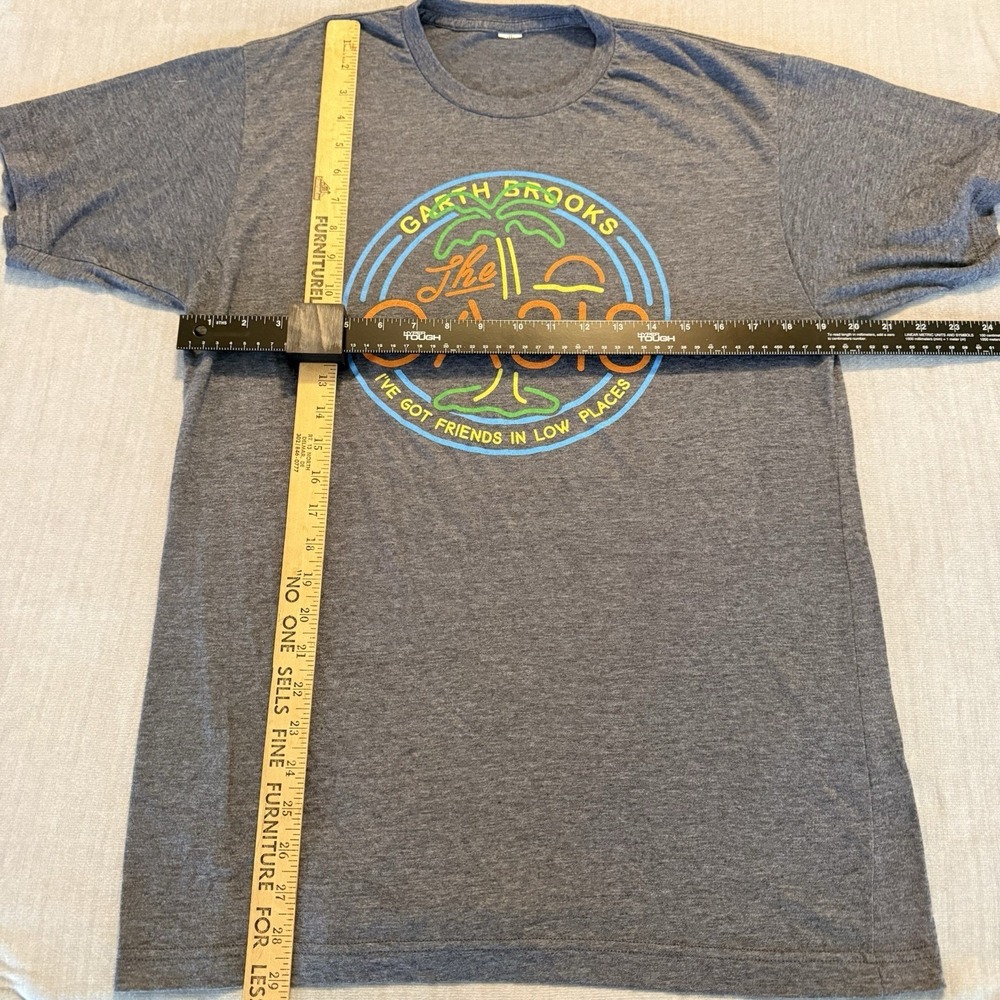 Garth Brooks The Oasis T Shirt Gray Friends In Low Places Graphic Tee XL - Picture 4 of 4